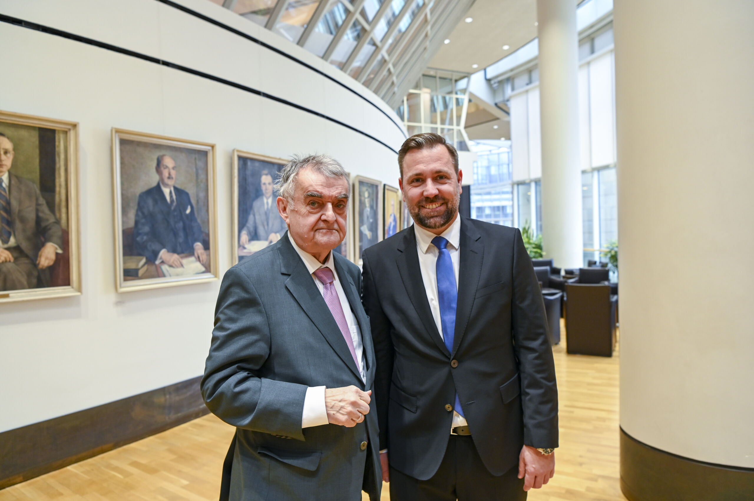 Sicherheit & Ordnung